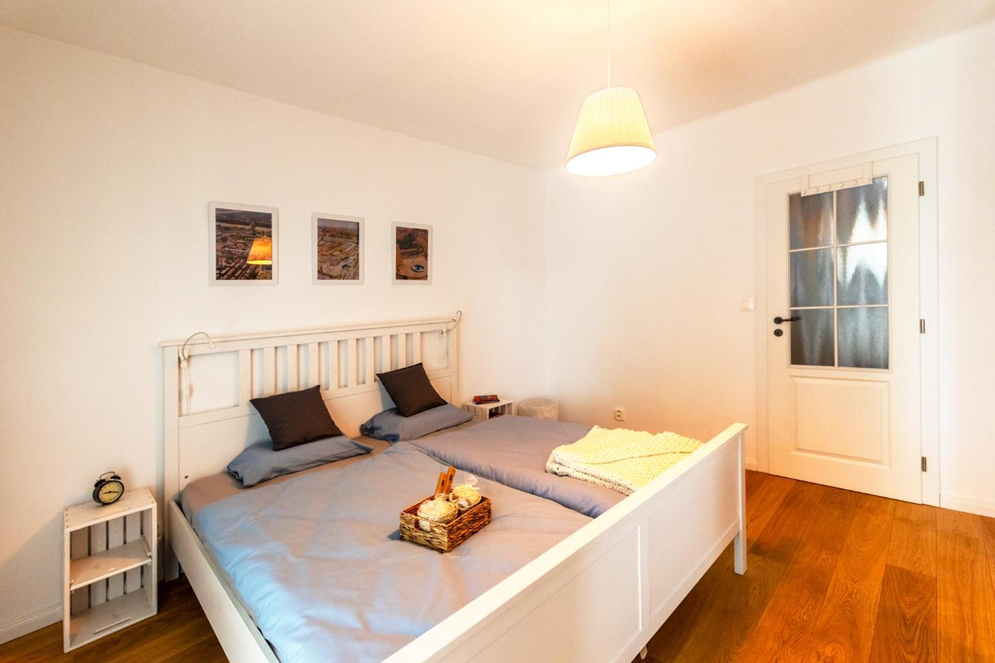 Quiet Apartment In New City Center, Nivy Bratislava Luaran gambar